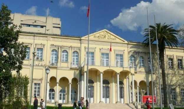 İzmir'de valilik duyurdu: Şehir içinde artık bu tür organizasyonlara izin verilmeyecek!