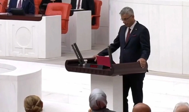 Memişoğlu'nun konuşması sırasında, muhalefet sıralarından "istifa" çağrısı yapıldı.