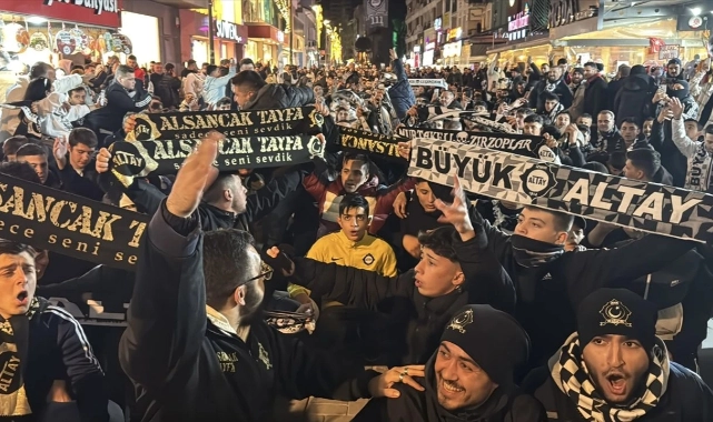 Altay, 111'inci kuruluş yıldönümünü taraftarlarıyla kutladı!