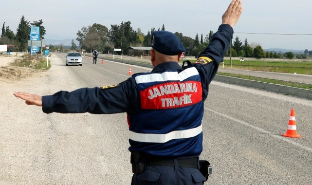 Bakan Yerlikaya yılın ilk trafik raporunu açıkladı