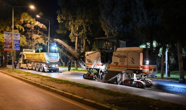 Bornova'da okul yoluna tatil mesaisi