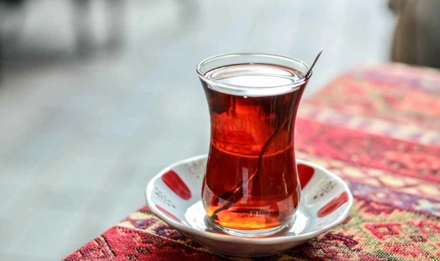 İzmir'de çaya yüzde 50 zam!