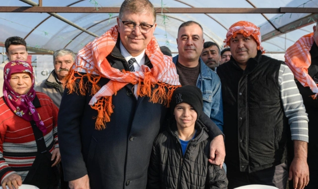 Başkan Cemil Tugay: "Baskılar vız gelir tırıs gider"