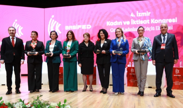 Başkan Sengel'den İzmir Kadın ve İktisat Kongresi'nde mücadele vurgusu