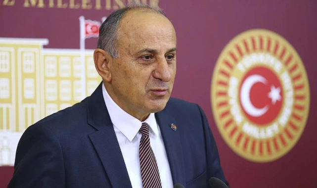 CHP'de İmamoğlu'nun ilk rakibi belli oldu: Ön seçim yapılıyorsa 2-3 aday olması gerekir