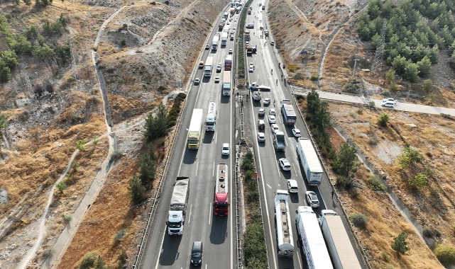 Gaziantep'te kaza: 1 ölü, 19 yaralı
