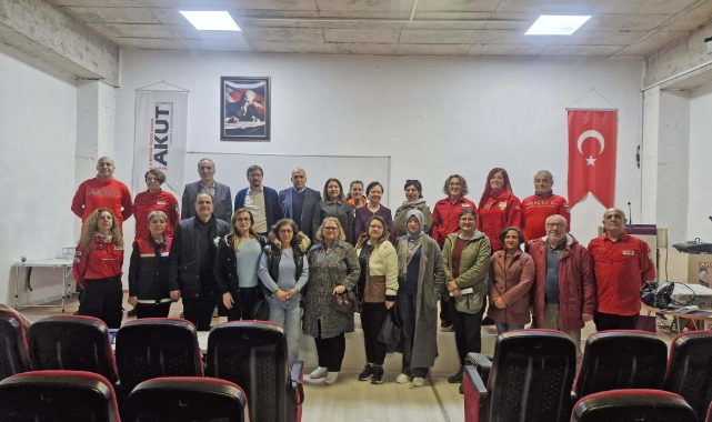 İzmir'de ilk ve tek olan proje: Karabağlar Mahalle Afet Gönüllülük Sistemi yaygınlaşıyor