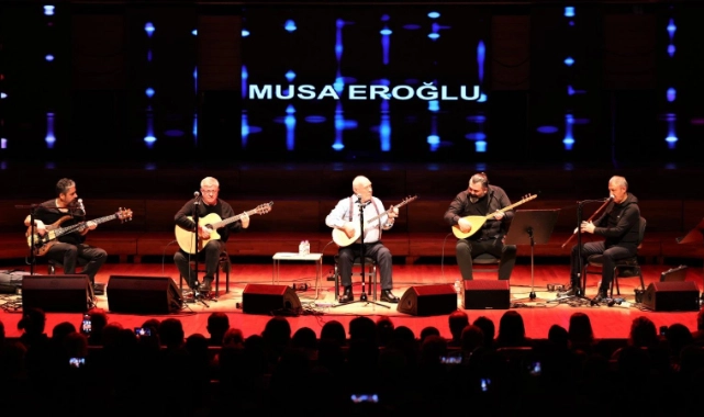 İzmir'de Musa Eroğlu rüzgârı