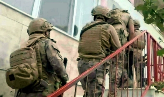 İzmir'de PKK/KCK propagandasına 9 gözaltı