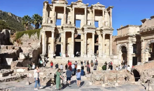 İzmir'e gelen turist sayısı, yüzde 25 arttı: Son üç yılın en yüksek sayısına ulaşıldı!