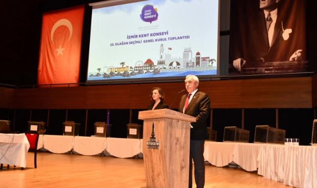 İzmir Kent Konseyi Başkanı  Özgür Topaç oldu