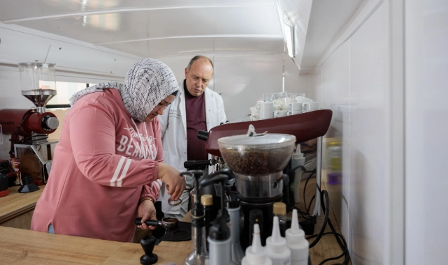 Konak’ta Mobil Barista Kursu mezunlarını verdi