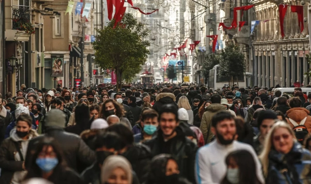 TÜİK açıkladı: Türkiye'de mutluluk oranı yüzde 49,6'ya geriledi