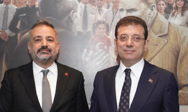 Aslanoğlu'ndan 'İmamoğlu'na destek: Asla yalnız değilsin!