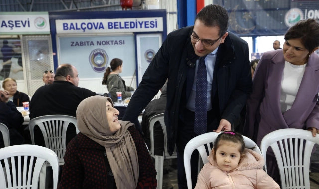 Balçova’da binlerce kişi iftar sofrasında buluştu