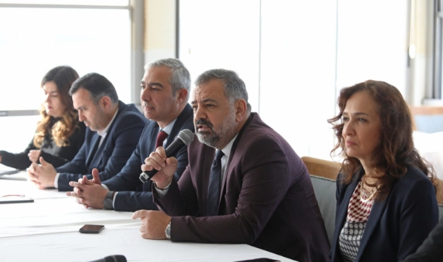 İzmir'de başkanlar zirvesi: "Zaferi hep birlikte kazanacağız"