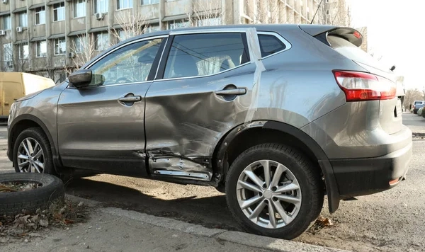 Kocaeli'de şok edici olay: Markete cip daldı