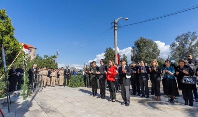 Konak Çanakkale şehitlerini andı