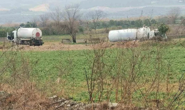 Menderes Nehri’ne atık döken firmaya para cezası kesildi!