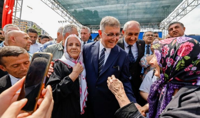 Başkan Tugay: “Yediğiniz hakkımızı helal etmiyoruz, etmeyeceğiz”