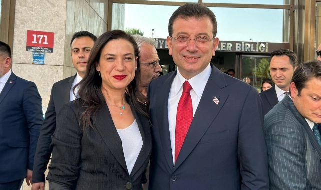 İmamoğlu’ndan Efes Selçuk’a Bayraklı 23 Nisan Mesajı