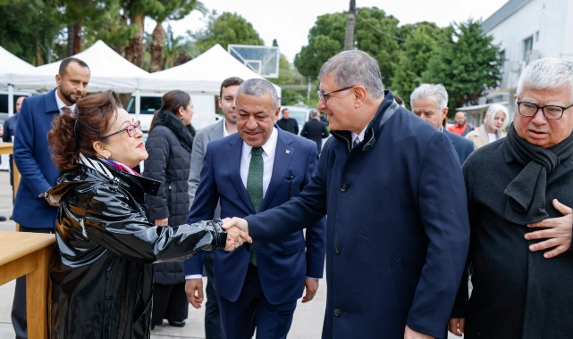 Marble İzmir’in 30’uncu yılına özel anıt Kültürpark’ta açıldı