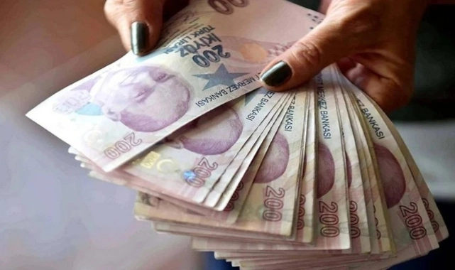 Bakan Göktaş duyurdu: Evde bakım parası hesaplara yatırıldı