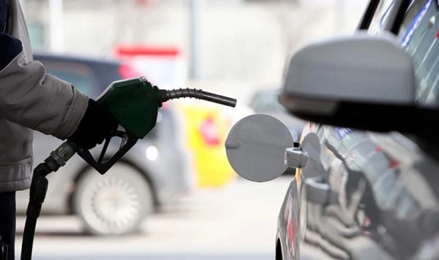 Benzine zam geldi: Güncel akaryakıt fiyatları ne kadar?