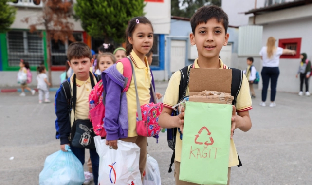 Buca'da çocuklar sıfır atık konusunda bilinçlendiriliyor