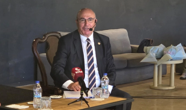 CHP'li Tanal, İzmir’de gençlerle buluştu: Devlet, vatandaşına pusu kurmaz!