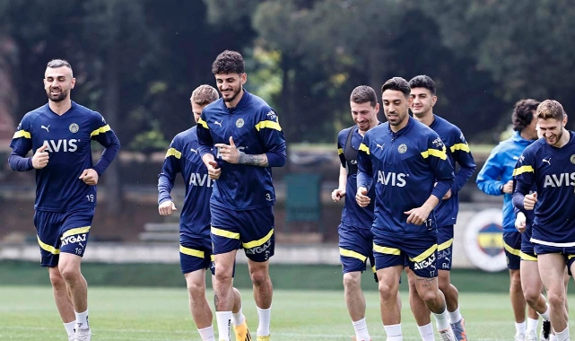 Fenerbahçe'den açıklama geldi: Başakşehir maçı hazırlıkları tamam!
