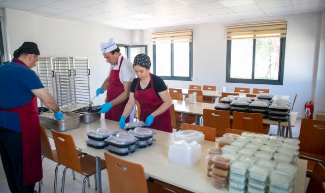 Güzelbahçe Belediyesi, Taziye evlerine Yemek Hizmetine Başladı