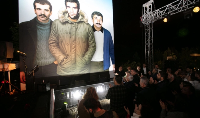 Güzelbahçe'de Denizler Türkülerle Anıldı