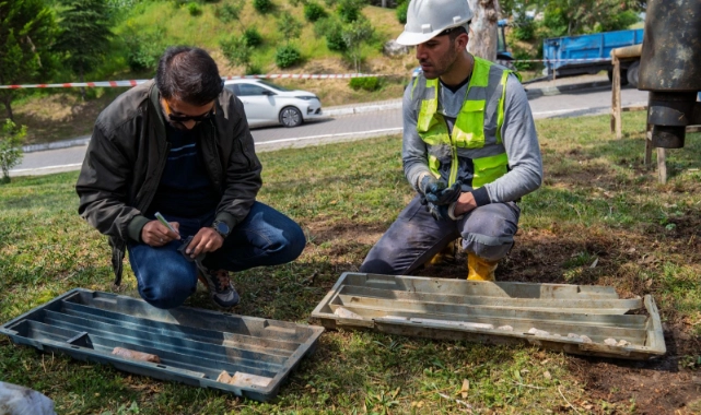 İzmir'de deprem ve heyelan riski araştırılıyor