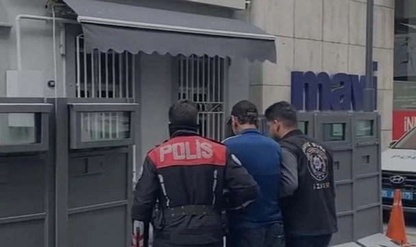 İzmir'de zehir tacirlerine operasyon: 4 şüpheli tutuklandı!