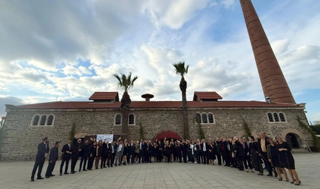 İzmir için yeni bir gelecek adımı: İzmir İnsiyatifi ilk adımı attı
