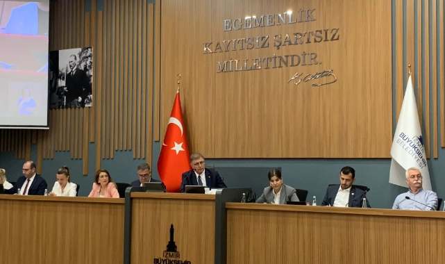 İşçi krizinde oklar önceki başkana çevrildi: Aday olmayacağı hale bu kararı neden verdi?