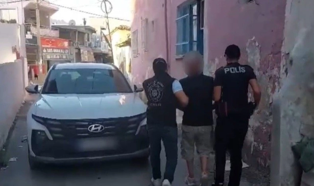İzmir'de eş zamanlı şafak operasyonu: 105 adres, 146 gözaltı!