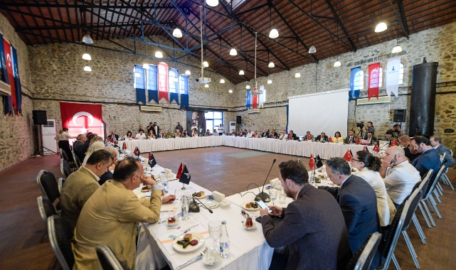 İzmir'in turizmi için güç birliği: Başkan Tugay’dan 'turizm konseyi' önerisi