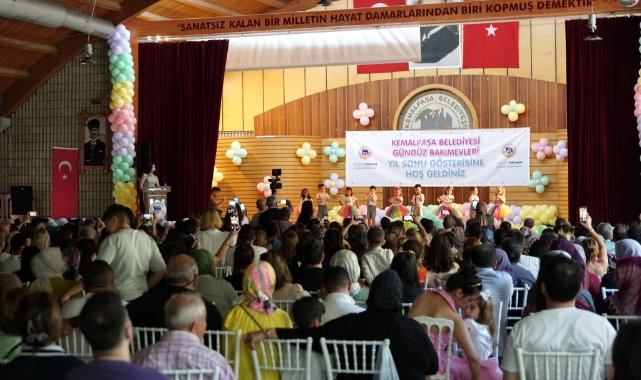Kemalpaşa'da yıl sonu coşkusu: Kemalpaşalı minikler mezun