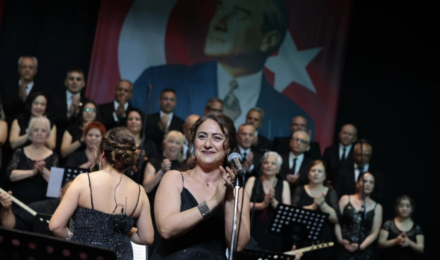 Konak’ta türkü şöleni
