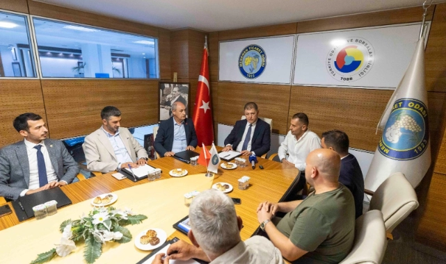 Başkan Tugay, oda başkanları ile görüştü: Gündemde su krizi ve bekleyen kredi onayları var