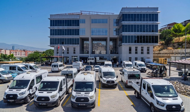 Büyükşehir yeni hizmet binasına kavuştu