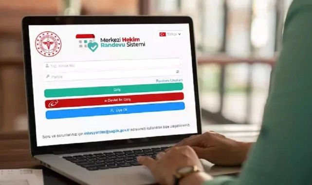 MHRS'de yeni uygulama: Uzman hekime giden yol uzuyor mu?