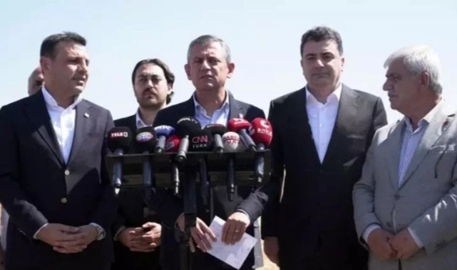 Özgür Özel'den Silivri önünde sert mesajlar!
