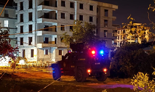 Van'da silahlı saldırı kanla bitti: Baba öldü, üç çocuk yaralandı!