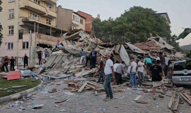 Balıkesir depremi sonrası 529 başvuru: İzmir’den iki ilçe öne çıktı