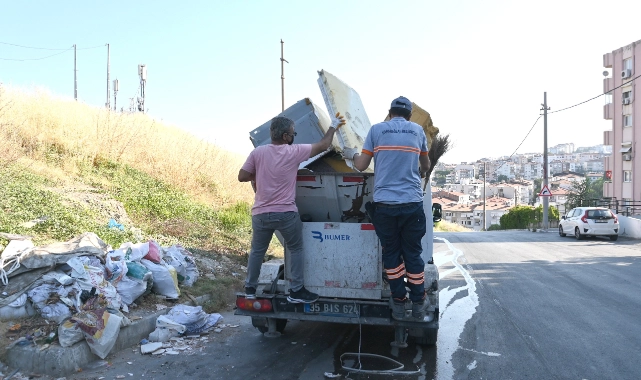 Karabağlar’da temizlik çalışmaları hız kesmeden devam ediyor