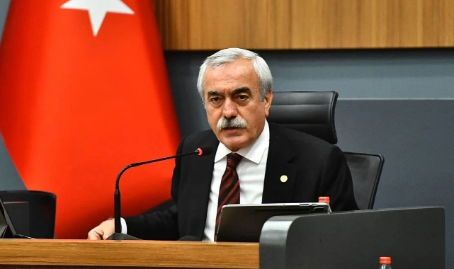 Manisa-İzmir arasında su gerginliği sürüyor: Altan İnanç'tan Okur'a cevap!