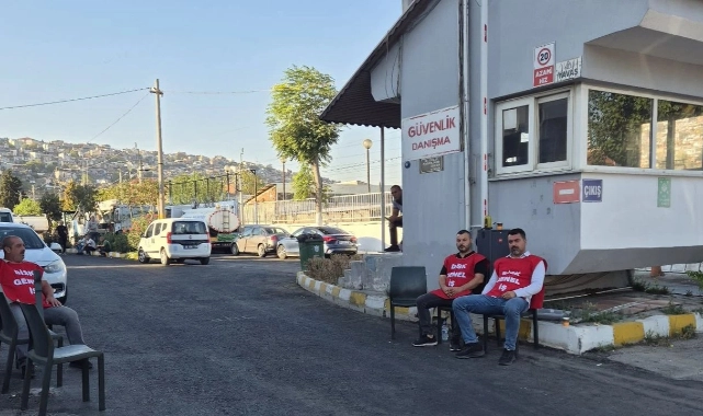 Buca'da başlamıştı: Karşıyaka'nın ardından Konak'ta da işçiler iş bıraktı!
